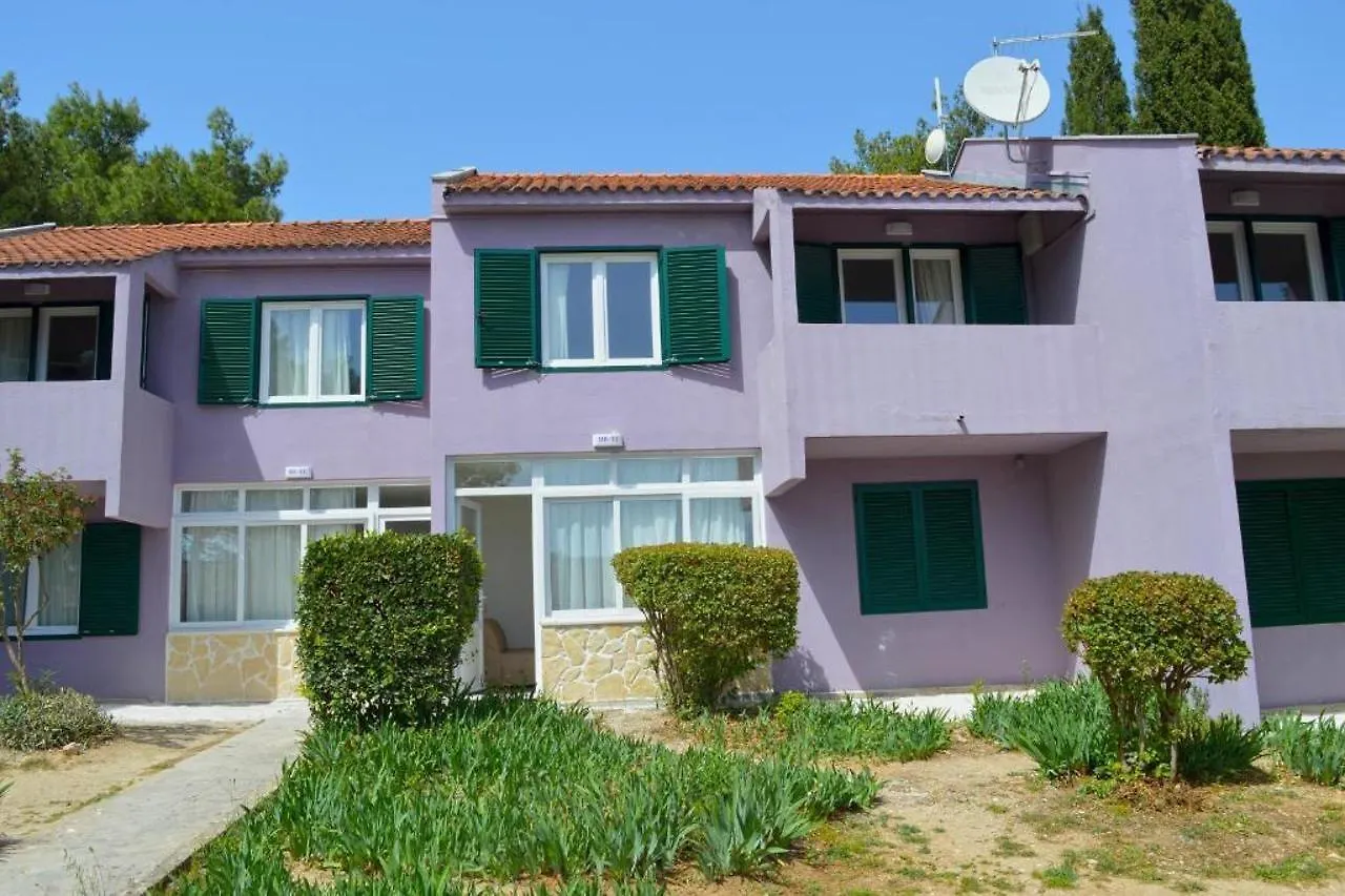 Apartment Medena Traù