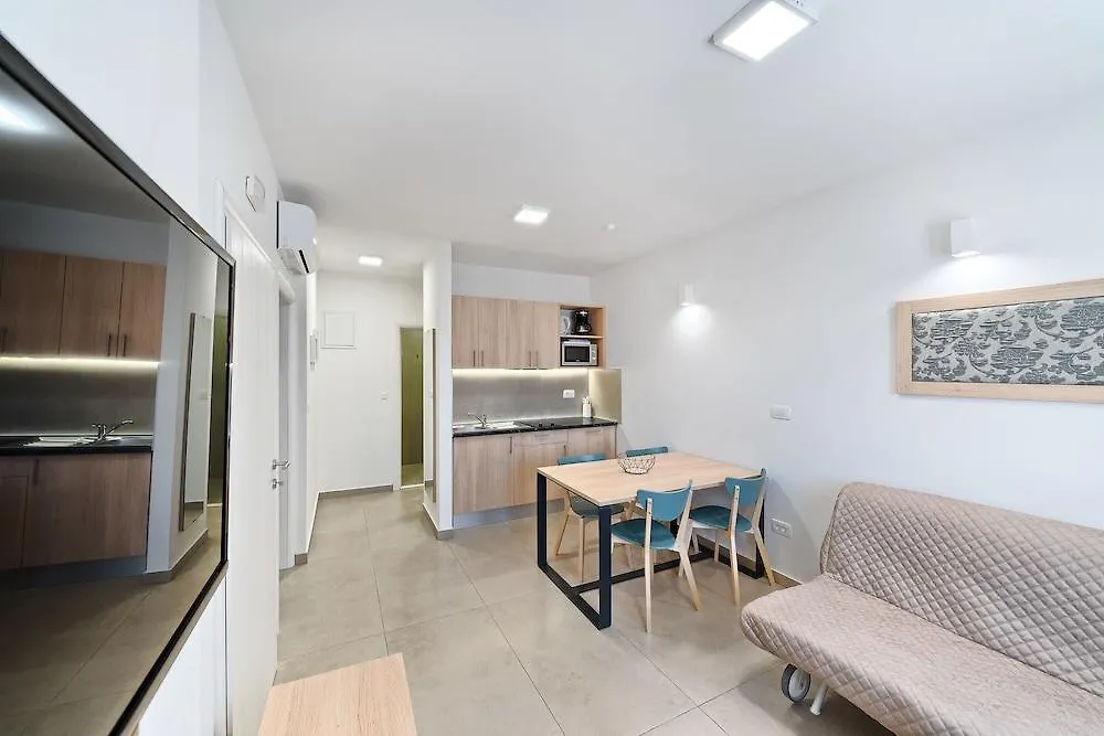 Apartment Medena Traù