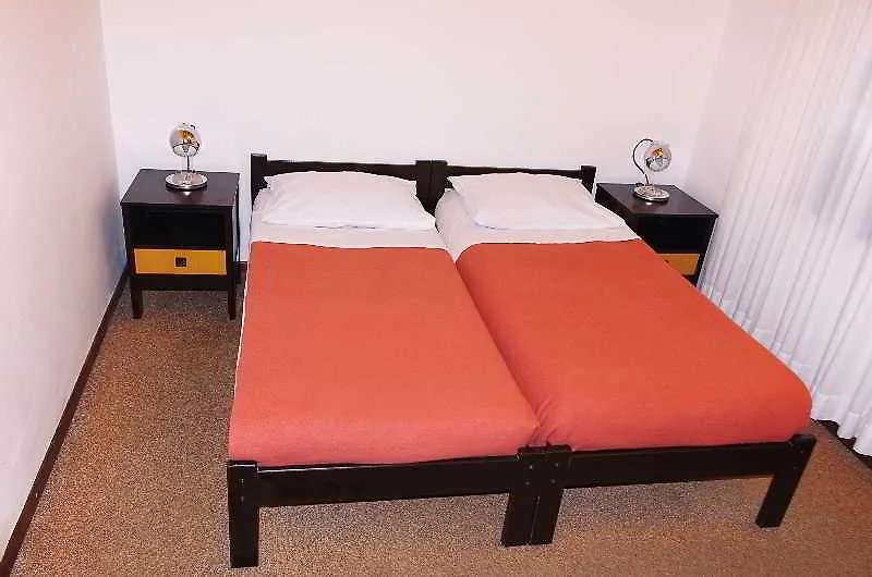 Apartment Medena Traù