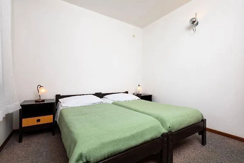 Apartment Medena Traù